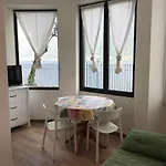 Delicious On Lakeside Апартаменты Colonno