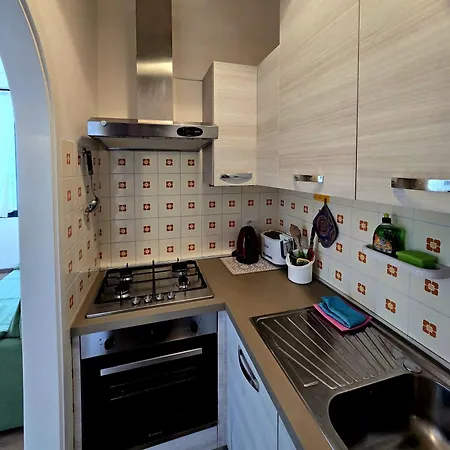 Delicious On Lakeside