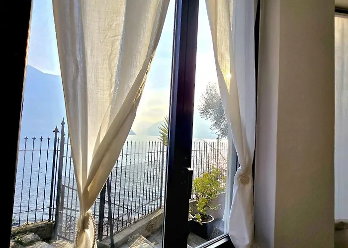 Delicious On Lakeside *